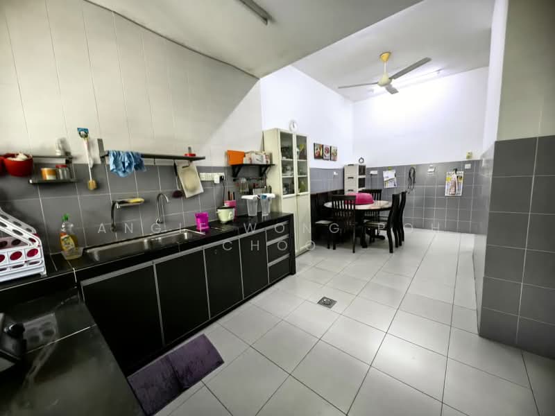 2-storey Terraced House for Sale in Bandar Teknologi Kajang (Kajang) - Angie Wong Poh Choo - Kitchen - PropertyGuru.com.my