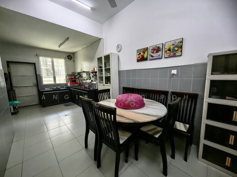 2-storey Terraced House for Sale in Bandar Teknologi Kajang (Kajang) - Angie Wong Poh Choo - Kitchen - PropertyGuru.com.my