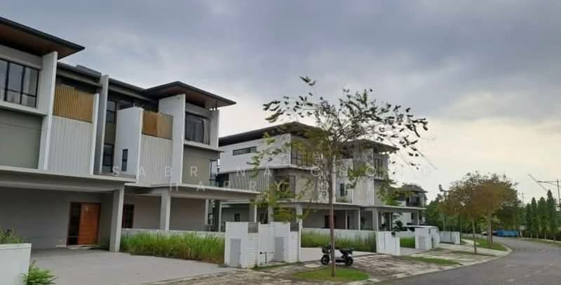 Semi-Detached House for Sale in Kajang (Selangor) - Sabrina Chong - PropertyGuru.com.my