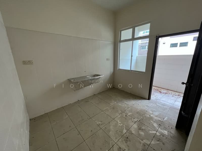 Rumah Teres 2 Tingkat untuk Dijual di Taman Bukit Piatu Mutiara (Bukit Baru) - Fiona Woon - Kitchen - PropertyGuru.com.my