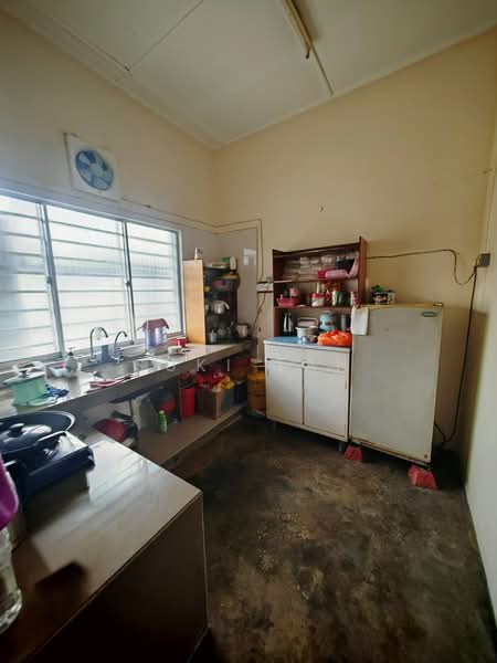 Rumah Teres 1 Tingkat untuk Dijual di Taman Kok Doh (Batu) - Suki Tan - Kitchen - PropertyGuru.com.my
