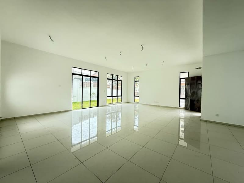 Semi-Detached House for Sale in Kajang (Selangor) - Amzar Faiz - PropertyGuru.com.my