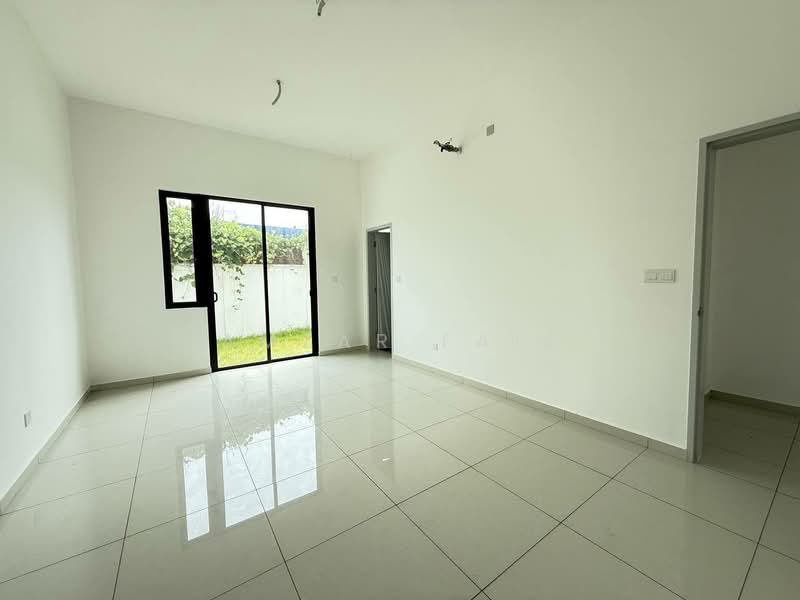 Semi-Detached House for Sale in Kajang (Selangor) - Amzar Faiz - PropertyGuru.com.my