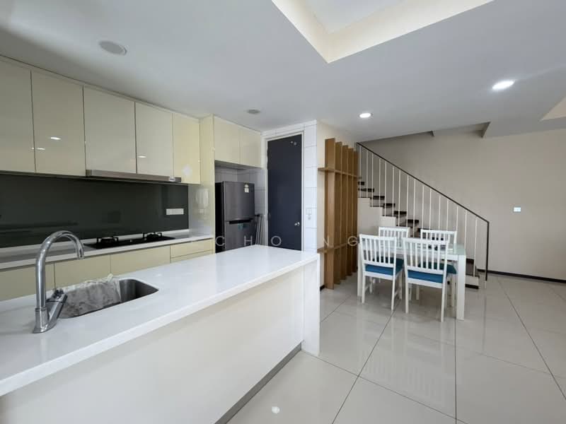 Condominium for Rent at The Breezeway - Echo Ng - Kitchen - PropertyGuru.com.my