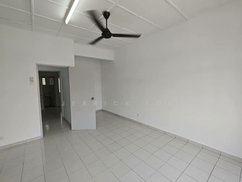 2-storey Terraced House for Sale in Bangi (Selangor) - Jerrick Foo - Living Room - PropertyGuru.com.my
