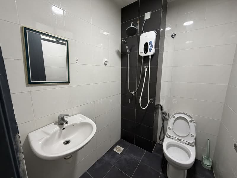 Condominium for Sale at Emerald Residence - Johnny Leong - Bathroom - PropertyGuru.com.my