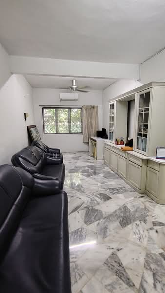 2-storey Terraced House for Rent in Bandar Baru Sri Petaling (Sri Petaling) - Ping Chin - Living Room - PropertyGuru.com.my