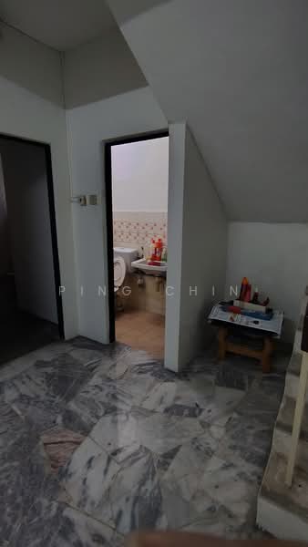 2-storey Terraced House for Rent in Bandar Baru Sri Petaling (Sri Petaling) - Ping Chin - Bathroom - PropertyGuru.com.my