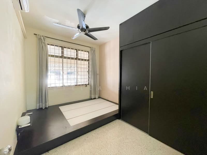 Rumah Teres 1 Tingkat untuk Disewa di Permas Jaya (Johor) - Stella Chia - Bedroom - PropertyGuru.com.my