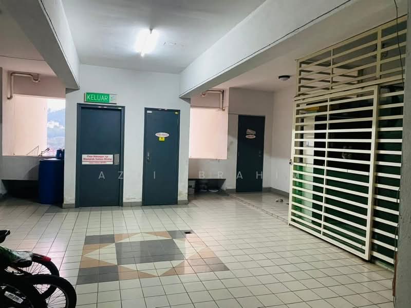 Kondominium untuk Dijual di Chancellor - Azli Ibrahim - Corridor - PropertyGuru.com.my