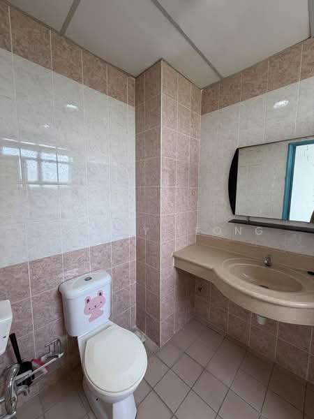 Condominium for Sale at Greenview Residence - Johnny Leong - Bathroom - PropertyGuru.com.my