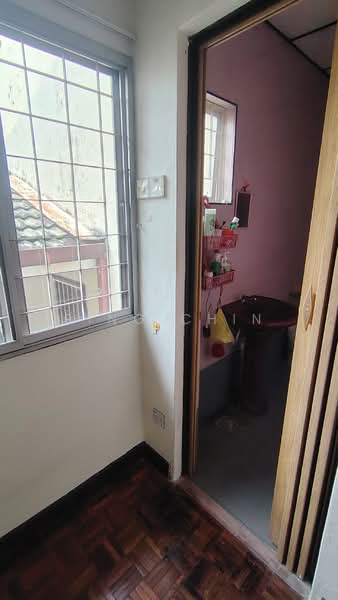 2-storey Terraced House for Rent in Bandar Baru Sri Petaling (Sri Petaling) - Ping Chin - Bathroom - PropertyGuru.com.my