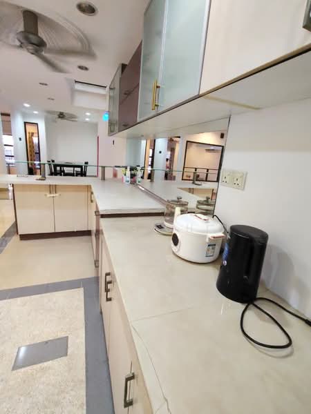 2-storey Terraced House for Rent in Bandar Baru Sri Petaling (Sri Petaling) - Ping Chin - Kitchen - PropertyGuru.com.my