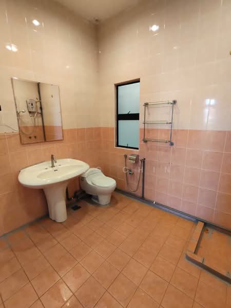 2-storey Terraced House for Rent in Bandar Baru Sri Petaling (Sri Petaling) - Ping Chin - Bathroom - PropertyGuru.com.my