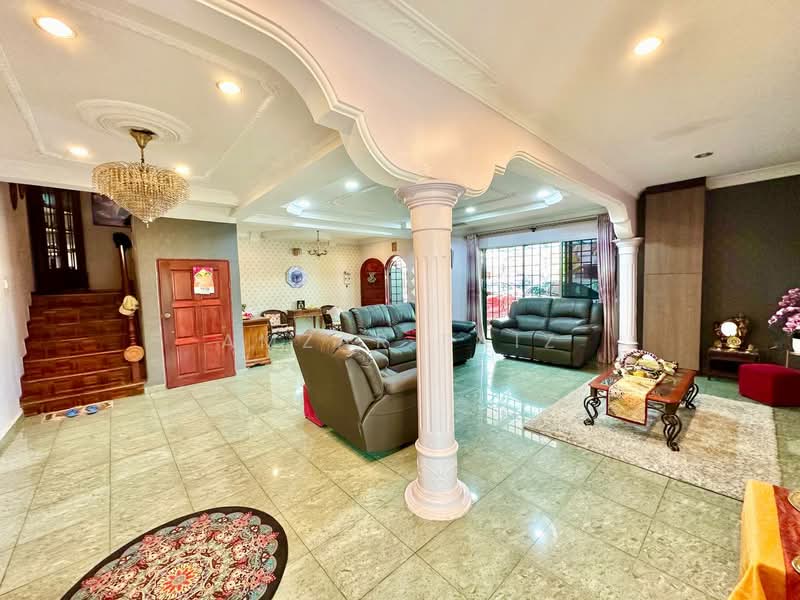 2-storey Terraced House for Sale in Seksyen 32, Kemuning Green Ville (Shah Alam) - Amzar Faiz - PropertyGuru.com.my
