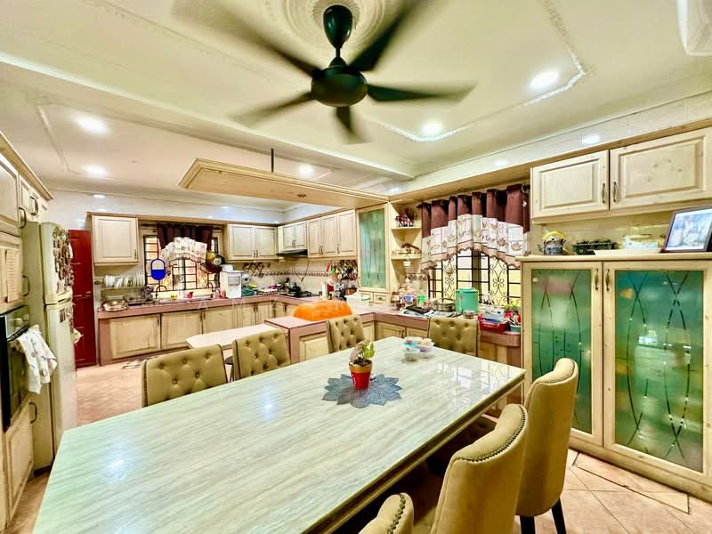 2-storey Terraced House for Sale in Seksyen 32, Kemuning Green Ville (Shah Alam) - Amzar Faiz - PropertyGuru.com.my