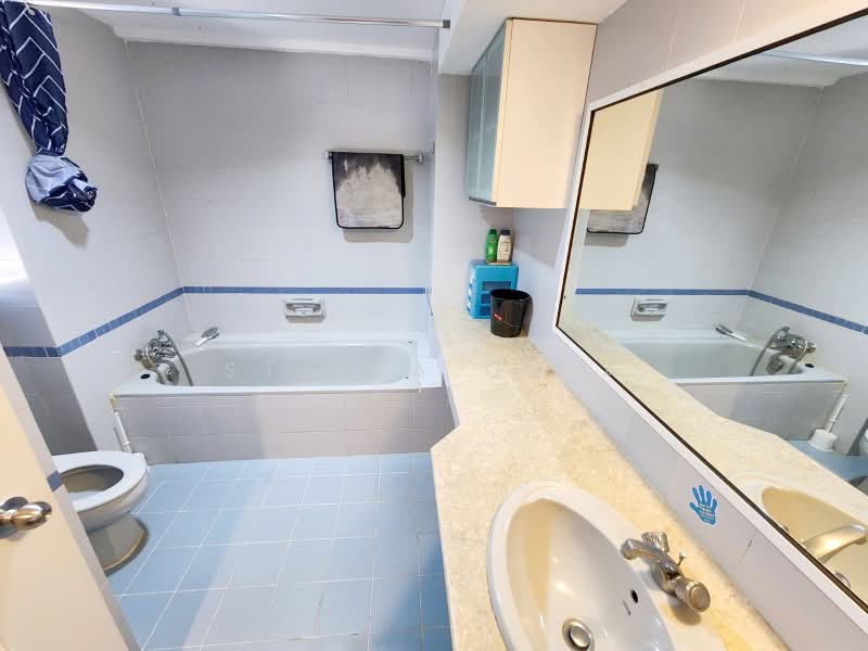 Kondominium untuk Disewa di The Straits View Condominium - Stella Chia - Bathroom - PropertyGuru.com.my