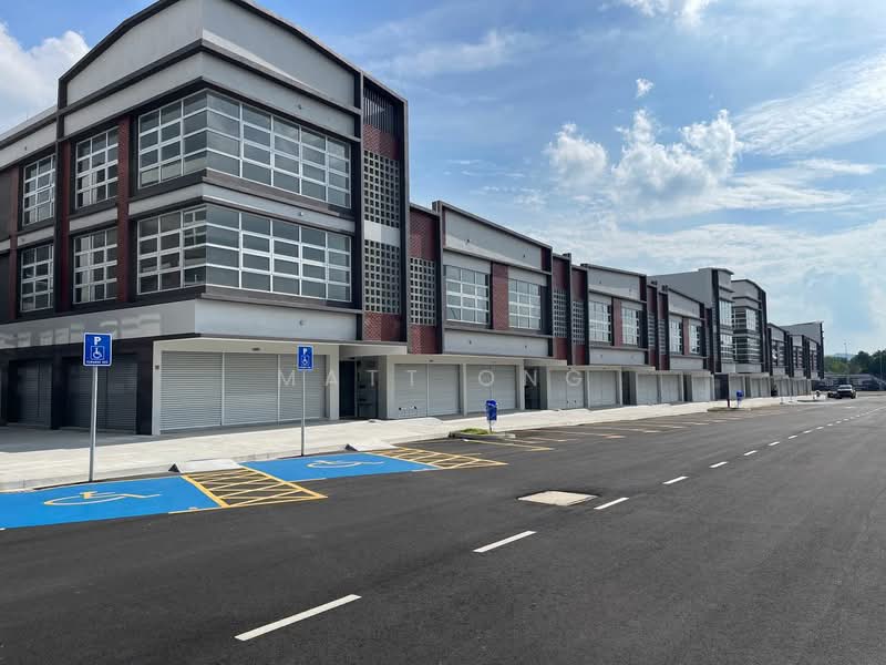 Shop / Office for Rent in Seksyen U16 (Shah Alam) - Matt Ong - Exterior - PropertyGuru.com.my
