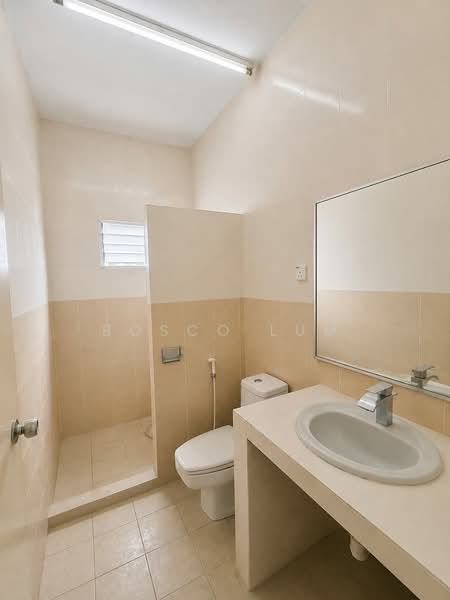Rumah Teres 2 Tingkat untuk Dijual di Taman Serdang Raya (Seri Kembangan) - Bosco Lum - Bathroom - PropertyGuru.com.my