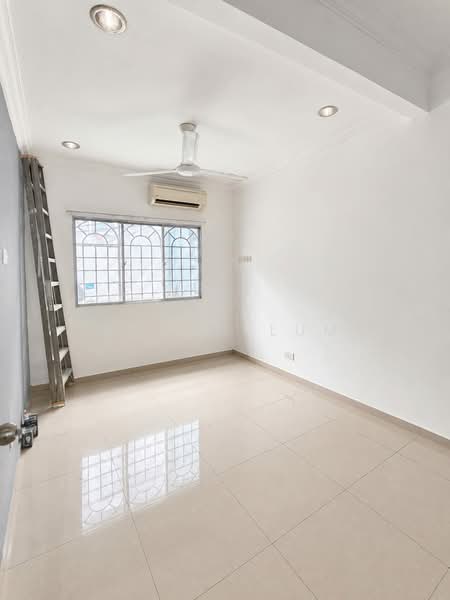 Rumah Teres 2 Tingkat untuk Dijual di Taman Serdang Raya (Seri Kembangan) - Bosco Lum - Interior - PropertyGuru.com.my