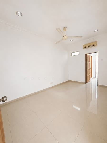 Rumah Teres 2 Tingkat untuk Dijual di Taman Serdang Raya (Seri Kembangan) - Bosco Lum - Interior - PropertyGuru.com.my