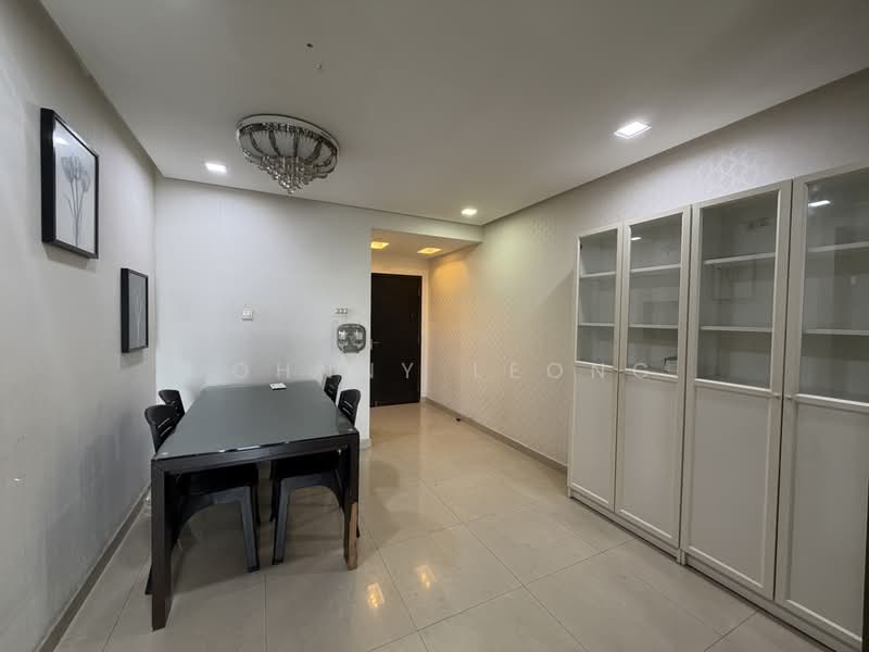 Kondominium untuk Dijual di Amadesa Resort Condominium - Johnny Leong - Dining Room - PropertyGuru.com.my