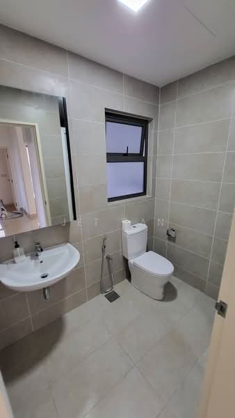Kondominium untuk Disewa di Lakeville Residence - Jet Tan - Bathroom - PropertyGuru.com.my