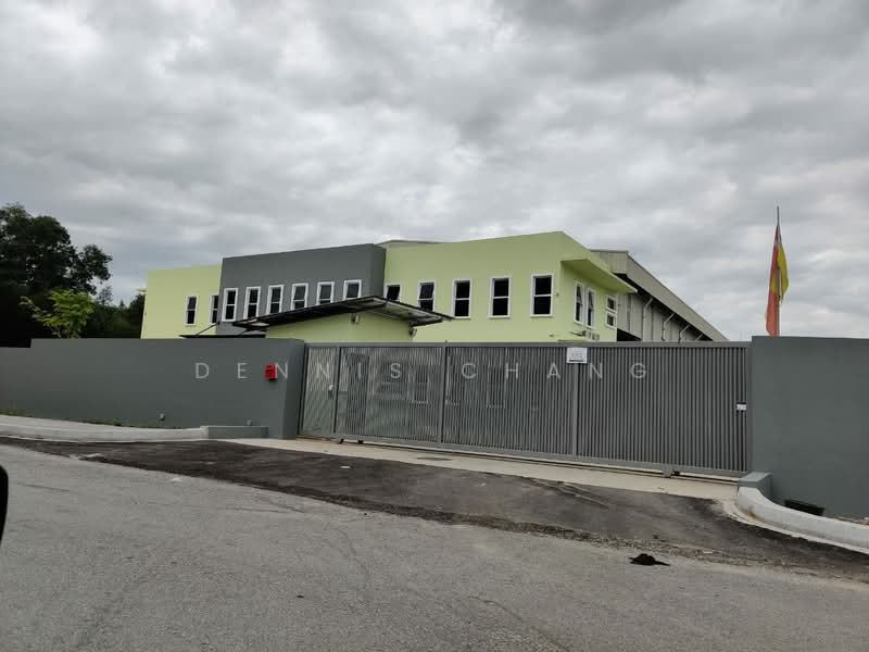 Detached Factory for Sale in Kawasan Perindustrian Beranang (Beranang) - Dennis Chang - Exterior - PropertyGuru.com.my