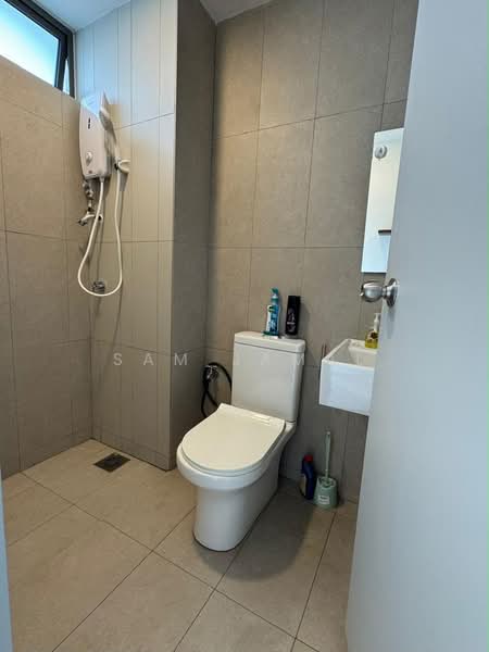 Service Residence for Rent at Kenwingston Platz - Sam Jamal - Bathroom - PropertyGuru.com.my