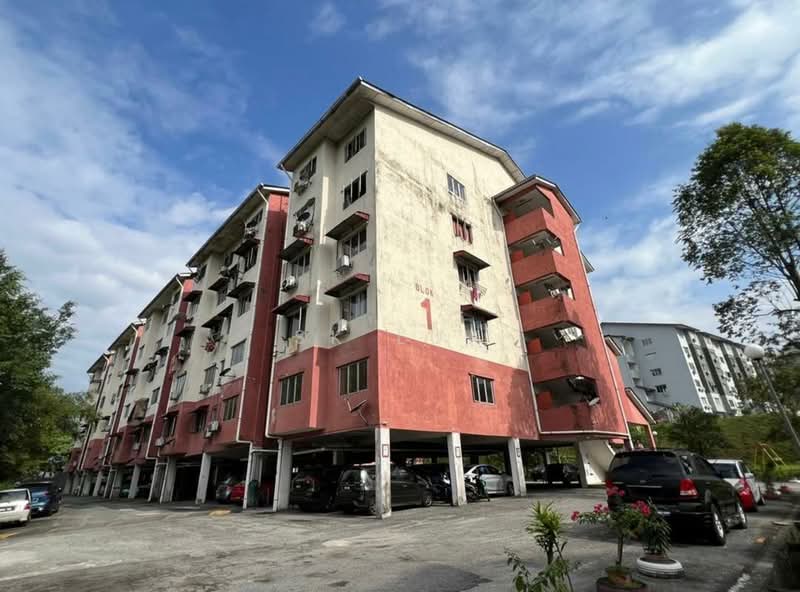 Apartment for Sale at Pangsapuri Taman Bukit Rawang Putra - SK Luk - Exterior - PropertyGuru.com.my