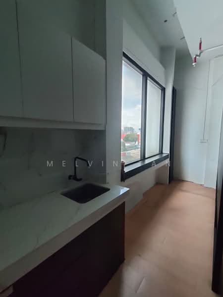 Pejabat Runcit untuk Disewa di KL City Centre (Kuala Lumpur) - Melvin Tan - Kitchen - PropertyGuru.com.my
