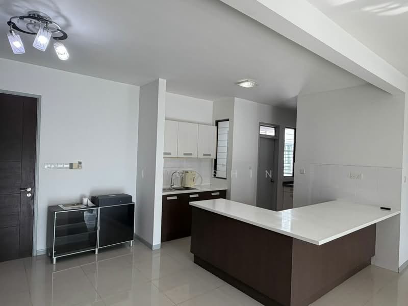 Kondominium untuk Dijual di Casa Kiara II - Ping Shin - Kitchen - PropertyGuru.com.my