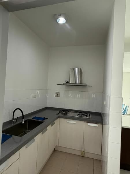 Kondominium untuk Dijual di Casa Kiara II - Ping Shin - Kitchen - PropertyGuru.com.my