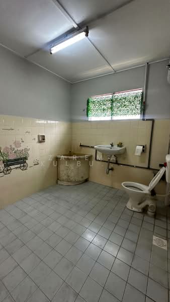 Rumah Teres 2 Tingkat untuk Dijual di Taman Koperasi Polis (Batu) - Zarema Kulbuzheva - Bathroom - PropertyGuru.com.my