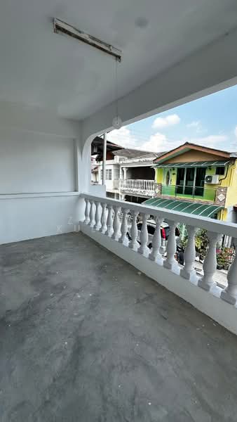 Rumah Teres 2 Tingkat untuk Dijual di Taman Koperasi Polis (Batu) - Zarema Kulbuzheva - Balcony - PropertyGuru.com.my