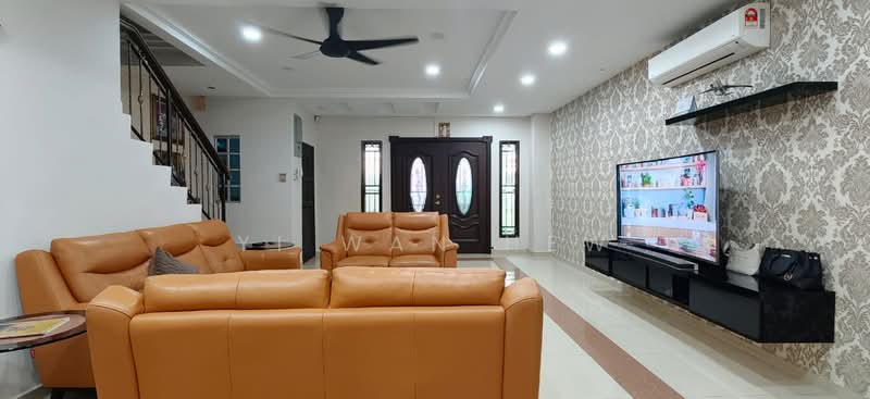 Rumah Teres 2.5 Tingkat untuk Dijual di Taman Sutera (Perai) - Yi Wan Hew - Living Room - PropertyGuru.com.my