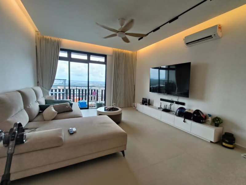 Apartment for Sale at D'Secret Garden 2 (Pangsapuri Kempas Indah 2) - James Bong - Living Room - PropertyGuru.com.my