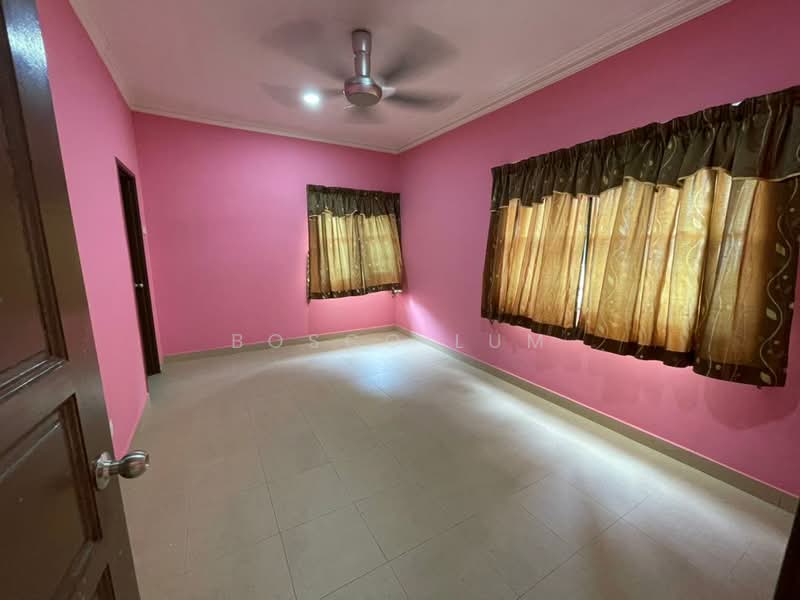 Bungalow for Sale in Taman Tasik Prima (Puchong) - Bosco Lum - Bedroom - PropertyGuru.com.my