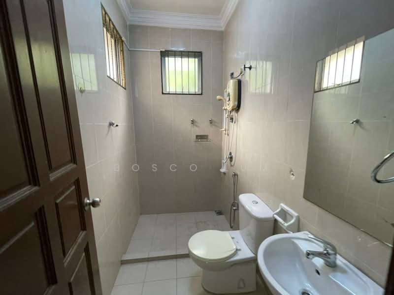 Bungalow for Sale in Taman Tasik Prima (Puchong) - Bosco Lum - Bathroom - PropertyGuru.com.my