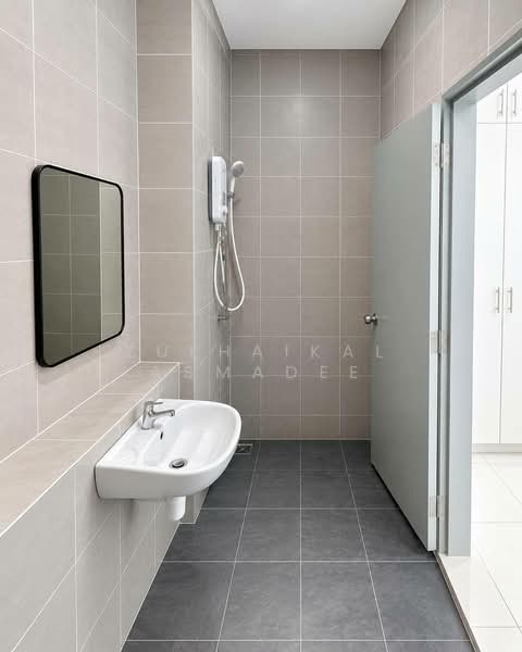 Apartment for Rent at Idaman Abadi - Zulhaikal Asmadee - Bathroom - PropertyGuru.com.my