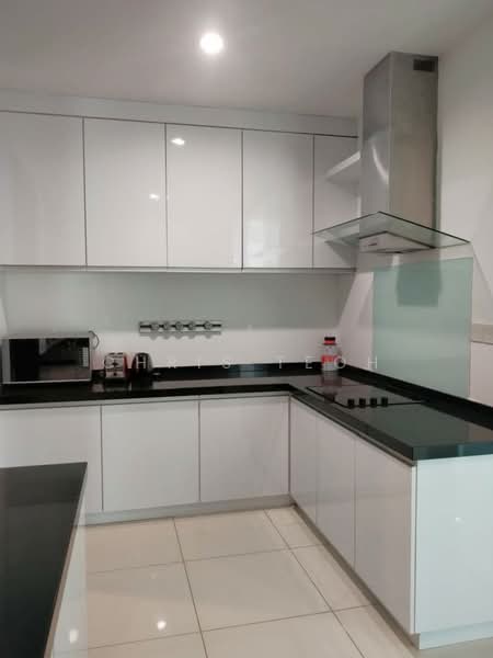 Condominium for Rent at Gurney Paragon - Chris Teoh - Kitchen - PropertyGuru.com.my