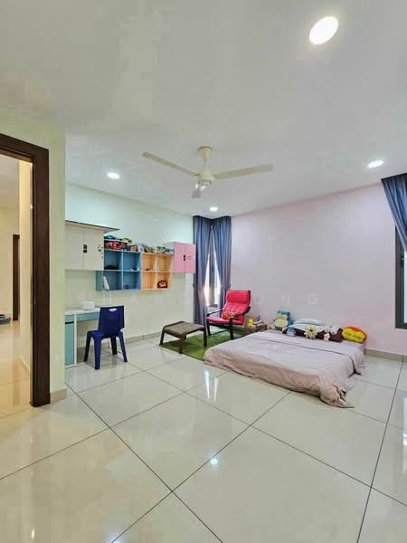 Cluster House for Sale in Taman Gaya (Ulu Tiram) - Sharon Ong - Bedroom - PropertyGuru.com.my