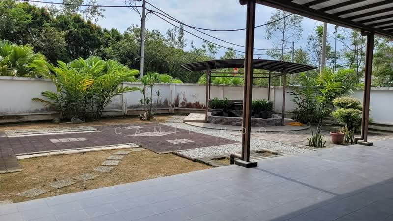3-storey Terraced House for Sale in Bandar Baru Nilai (Nilai) - Camie Hoo - Garden - PropertyGuru.com.my