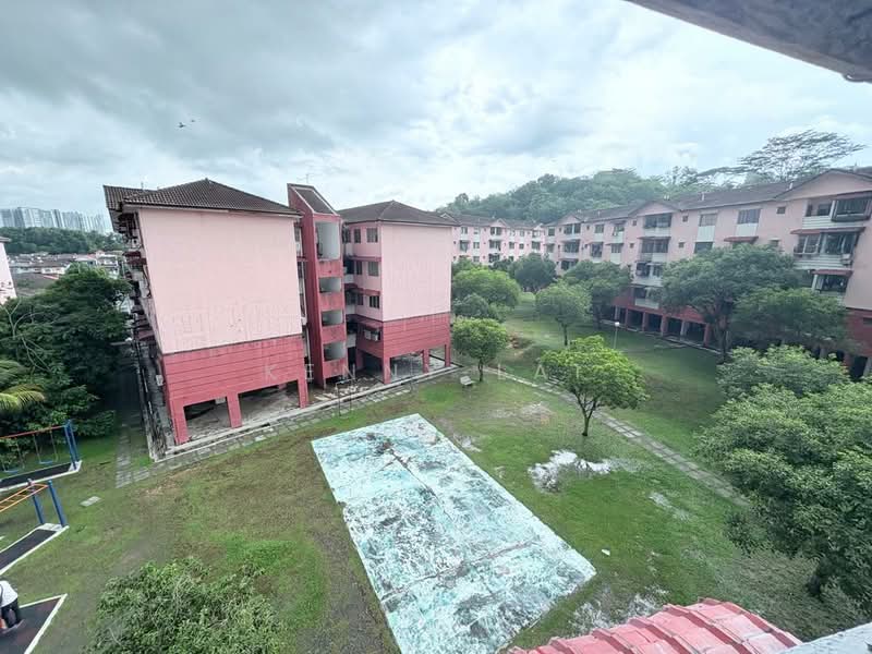 Pangsapuri untuk Dijual di Pangsapuri Suakasih - Kenny Lai - Exterior - PropertyGuru.com.my