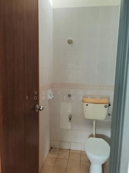 Rumah Kluster untuk Dijual di Setia Alam (Selangor) - Veni Foo Yoke Fuang - Bathroom - PropertyGuru.com.my