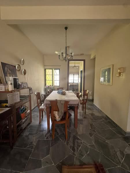 Rumah Teres 2.5 Tingkat untuk Dijual di Taman Setiawangsa (Setiawangsa) - Shaziery Iskandar - Dining Room - PropertyGuru.com.my