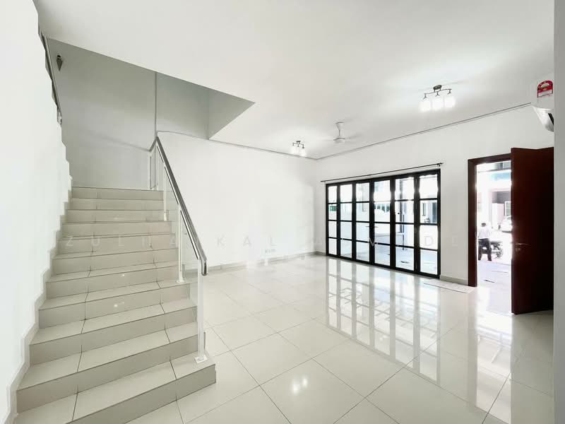 Townhouse for Rent in Ampang (Selangor) - Zulhaikal Asmadee - Living Room - PropertyGuru.com.my