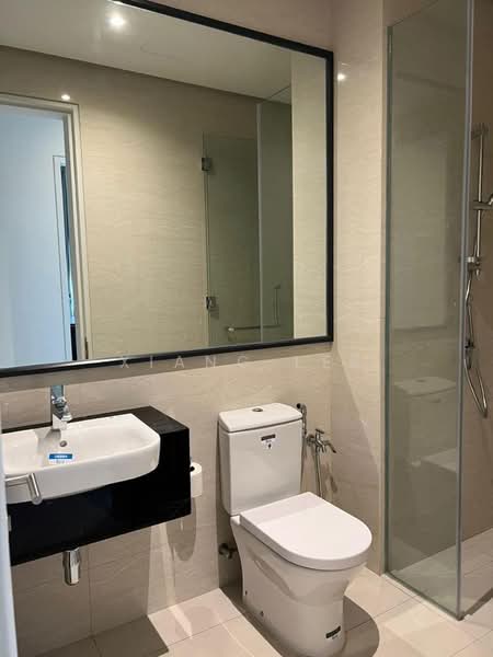 Servis Apartment untuk Dijual di Service Suites @ Pavilion Embassy - Xiang Lee - Bathroom - PropertyGuru.com.my