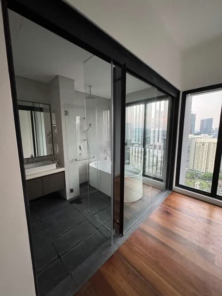 Kondominium untuk Dijual di Setia Sky Seputeh - Xiang Lee - Bathroom - PropertyGuru.com.my