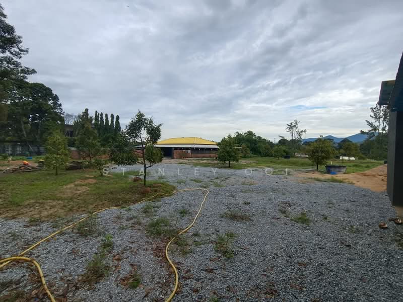 Agricultural Land for Sale in Taman Arawana (Lenggeng) - Stanley Ooi - Exterior - PropertyGuru.com.my